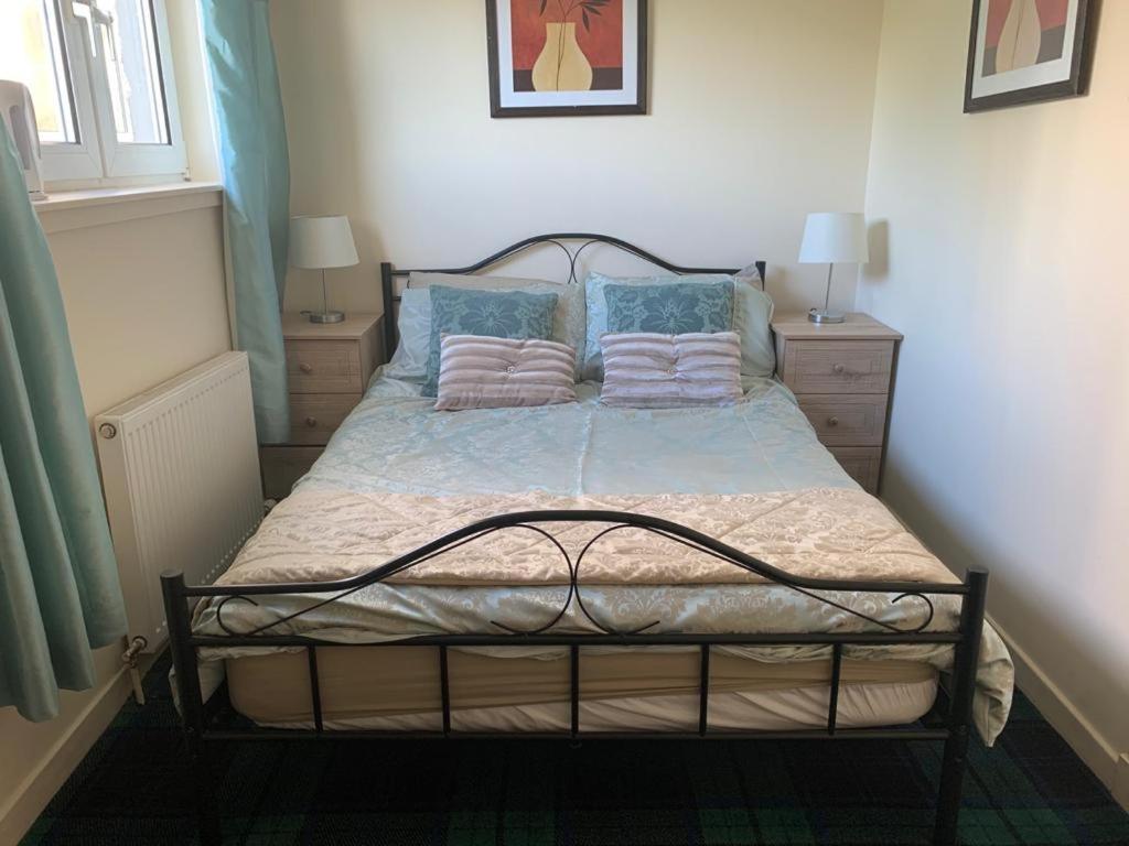 Budget Rooms Inverness Ngoại thất bức ảnh
