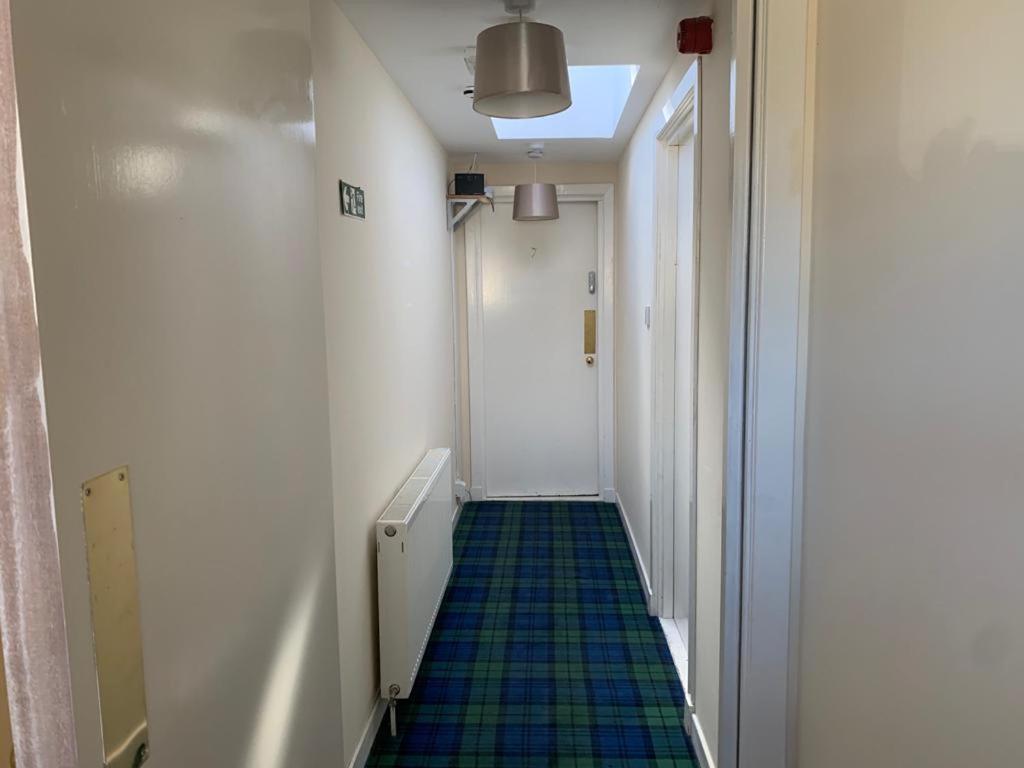 Budget Rooms Inverness Ngoại thất bức ảnh