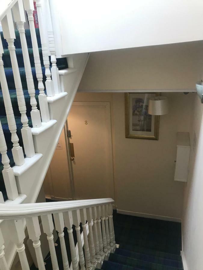 Budget Rooms Inverness Ngoại thất bức ảnh
